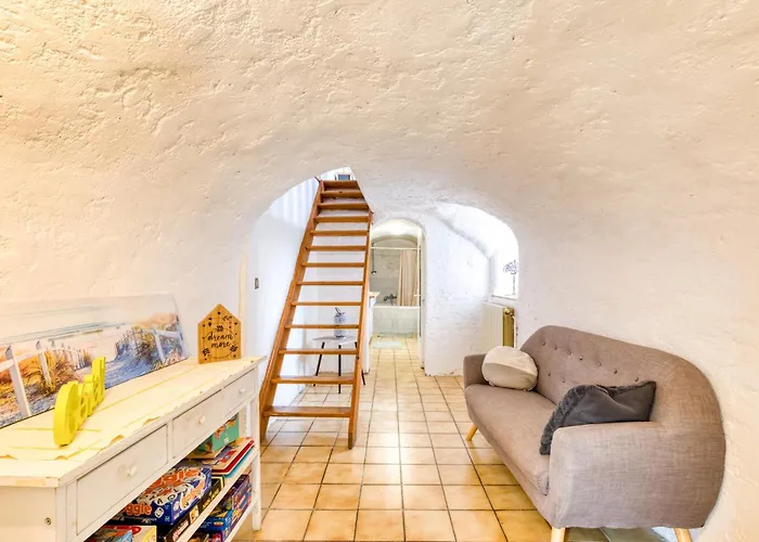 Maison De Campagne * Gignac (Herault)